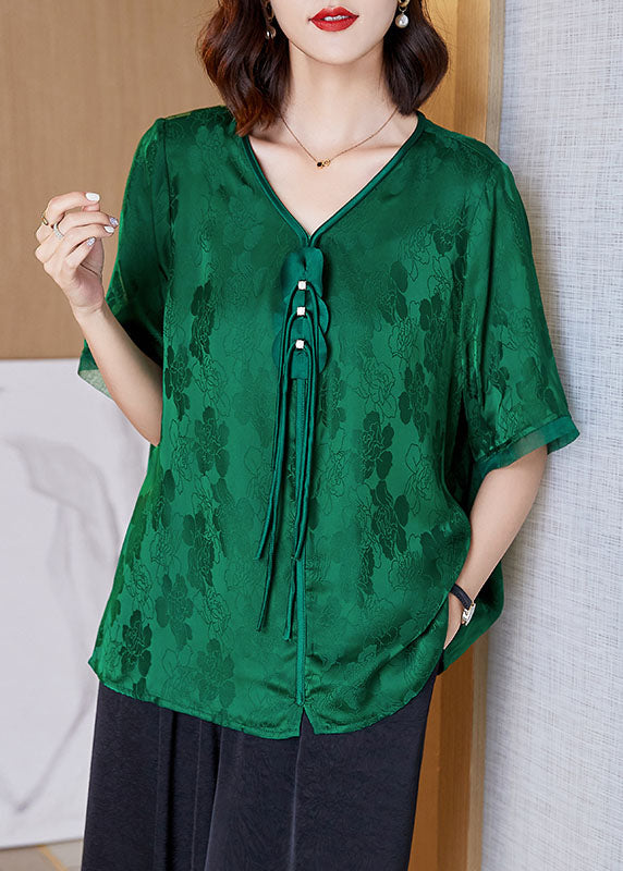 Well Tailored Shirt with a Graceful Silhouette