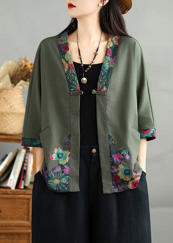 Beautifully Finished Cardigan in a Timeless Design