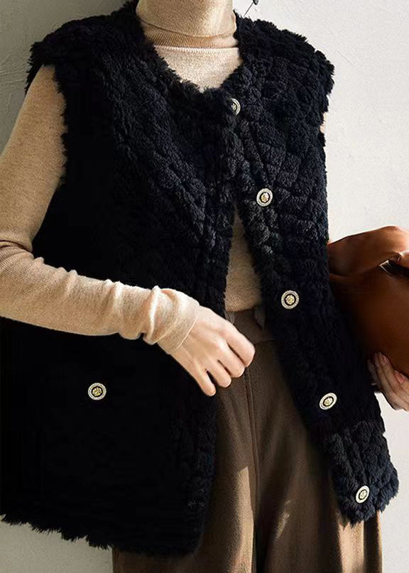 Well Tailored Garment with a Graceful Silhouette