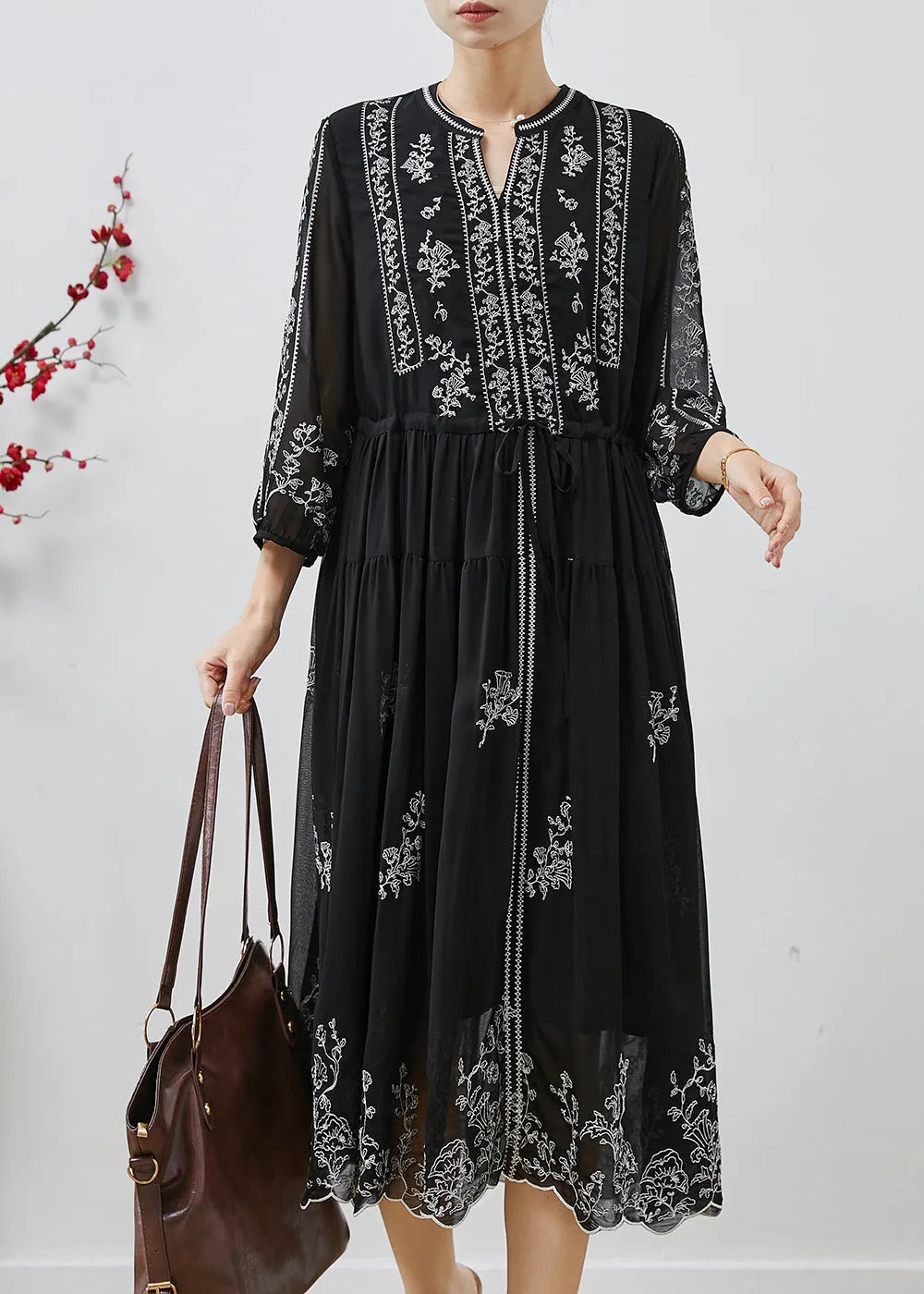 Gracefully Styled Dress for Any Occasion