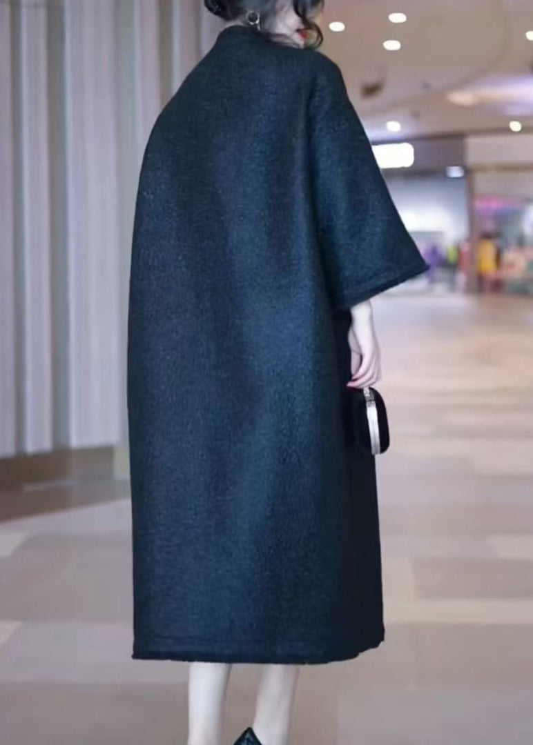 Sophisticated Coat with a Clean Classic Look
