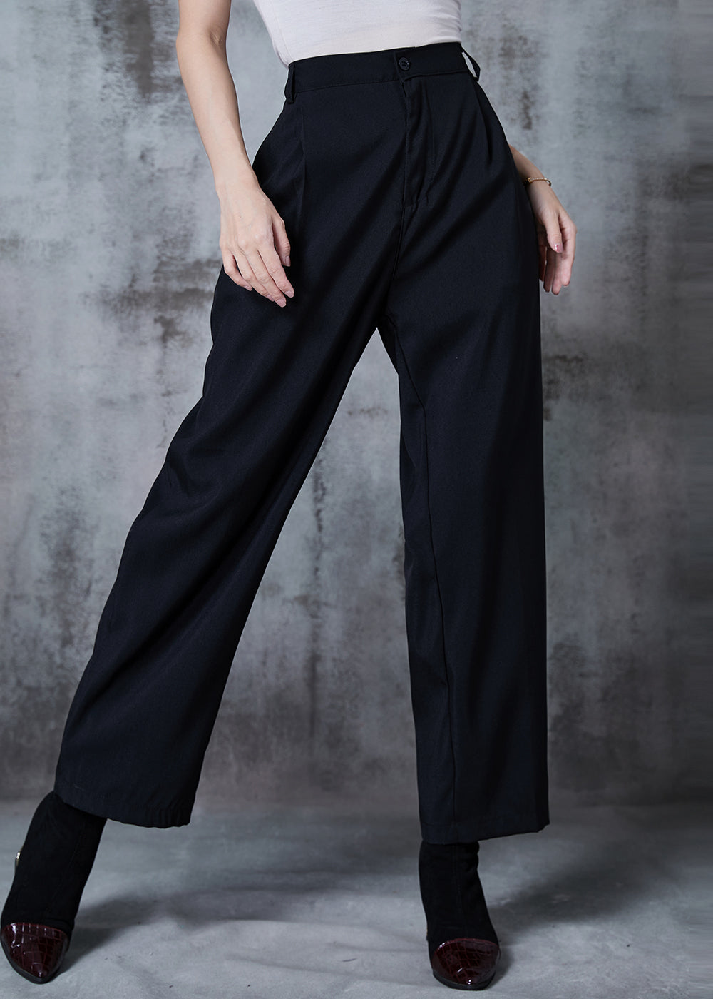 Gracefully Styled Pants for Any Occasion