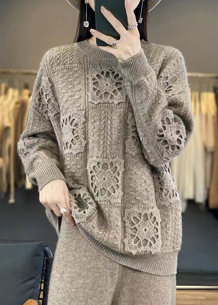 Beautifully Finished Top in a Timeless Design