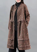 Well Tailored Coat with a Graceful Silhouette