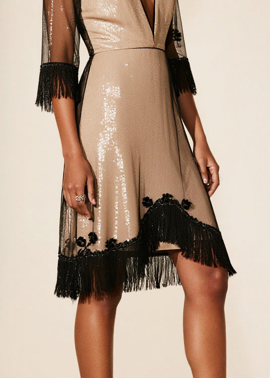 Well Tailored Dress with a Graceful Silhouette