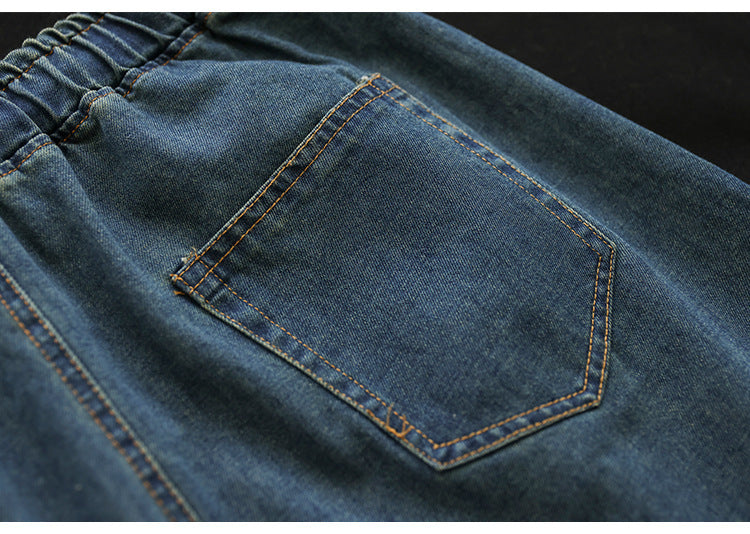 Sophisticated Garment with a Clean Classic Look