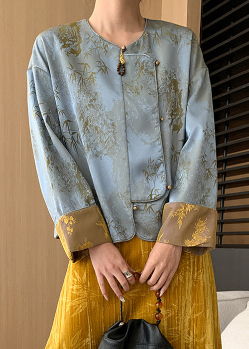 Effortlessly Elegant Coat with a Timeless Design