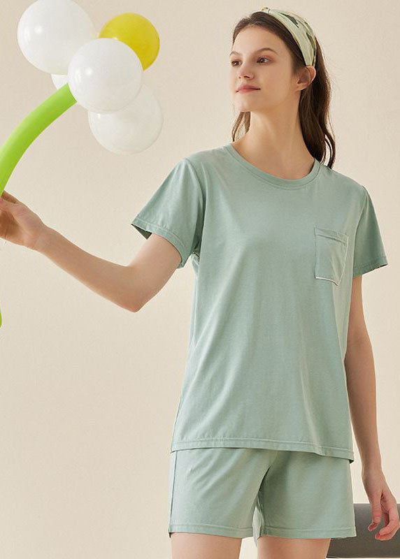 Finely Styled Garment with a Classic Vintage Look