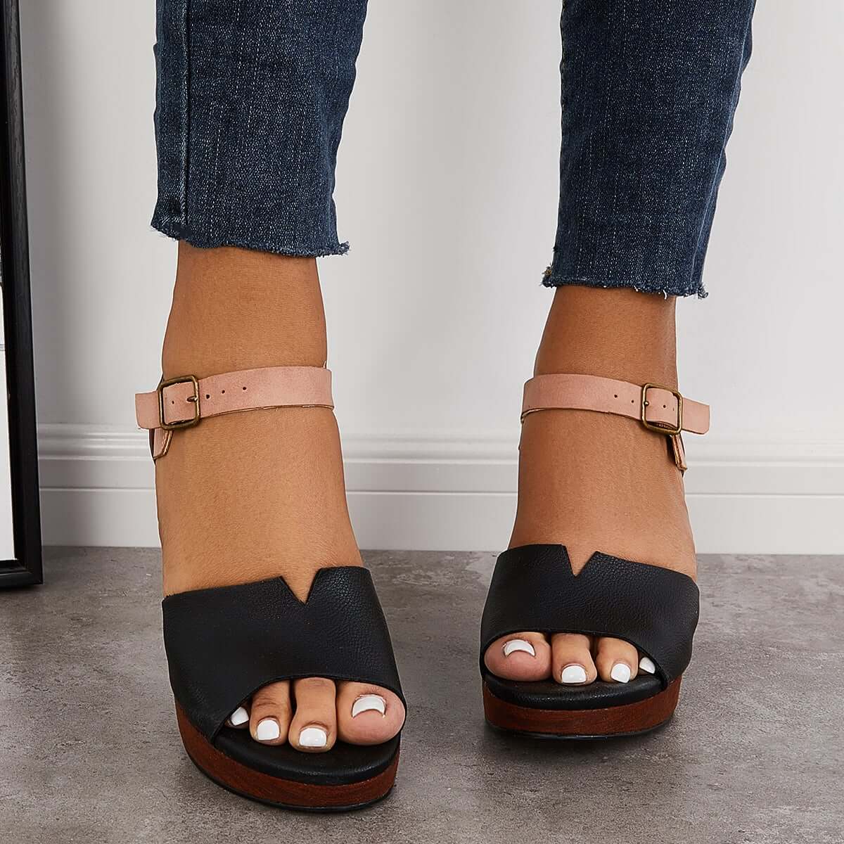 Comfortable Orthopedic Sandals for Daily Wear
