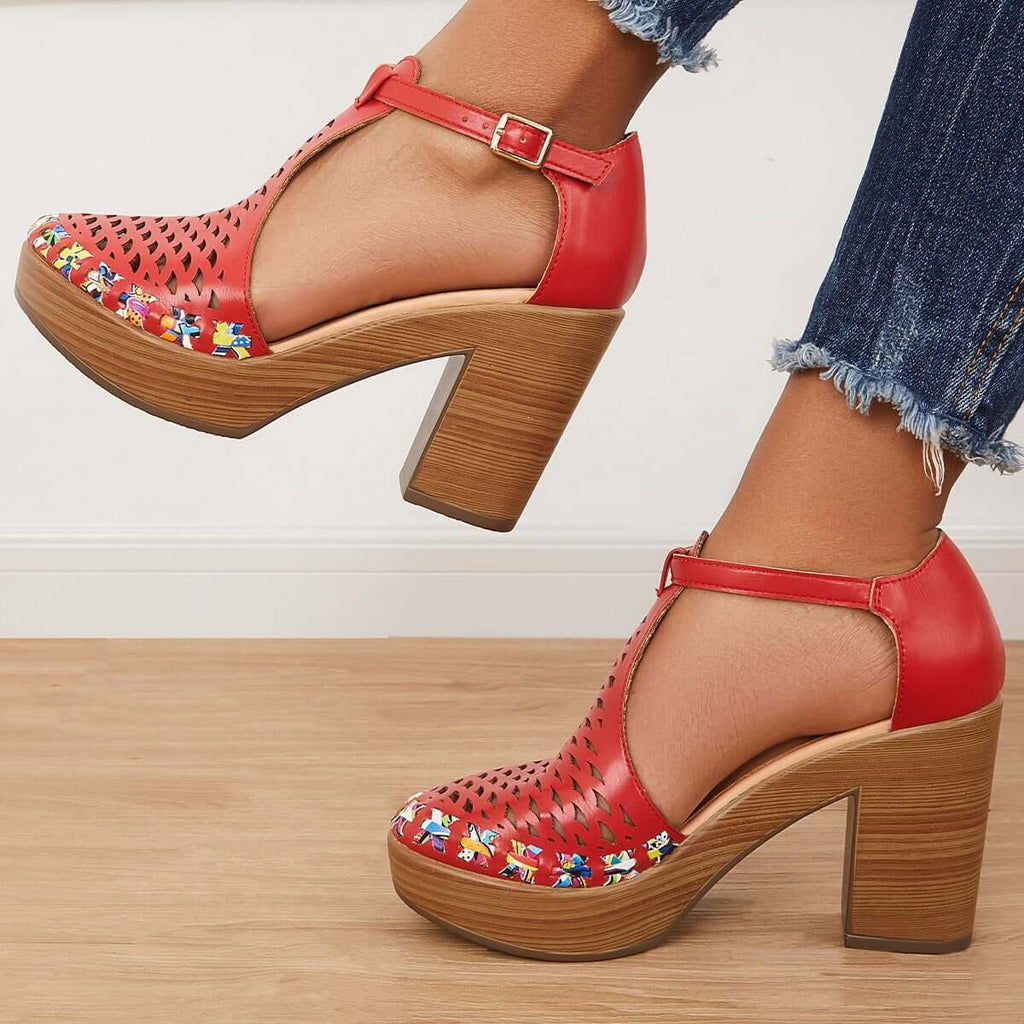 Classic Orthopedic Sandals with Timeless Style