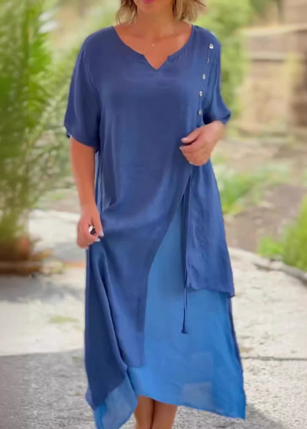 Classic Vintage Dress with a Flattering Fit