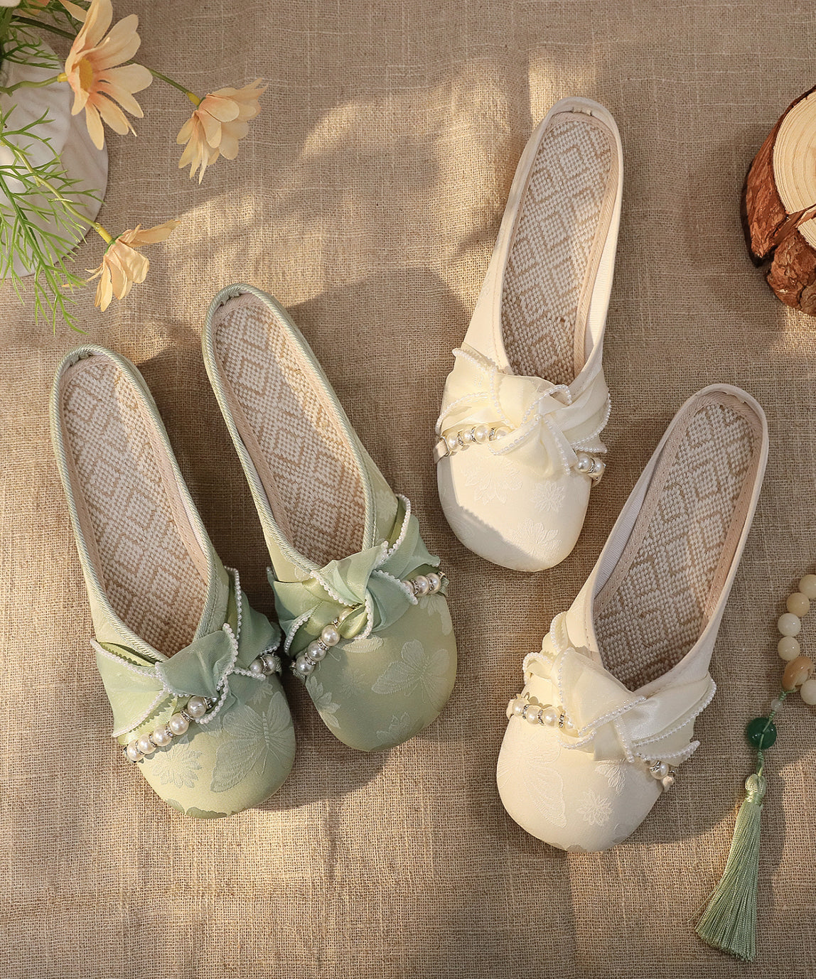 Graceful Orthopedic Sandals for Modern Look