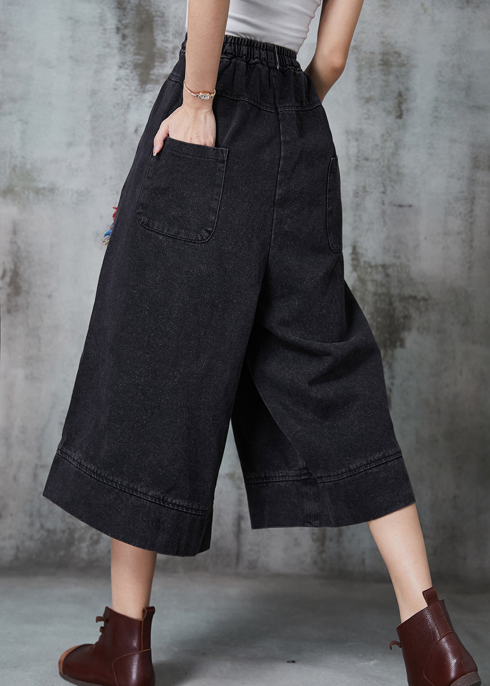 Beautifully Crafted Pants in a Classic Style
