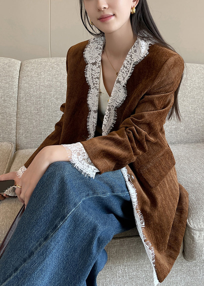 Classic Vintage Coat with a Flattering Fit