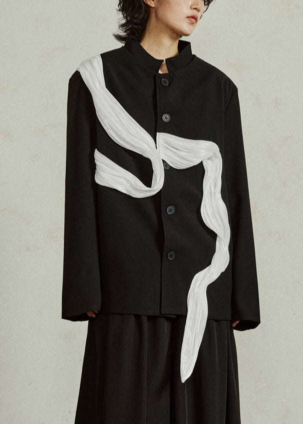 Effortlessly Elegant Coat with a Timeless Design