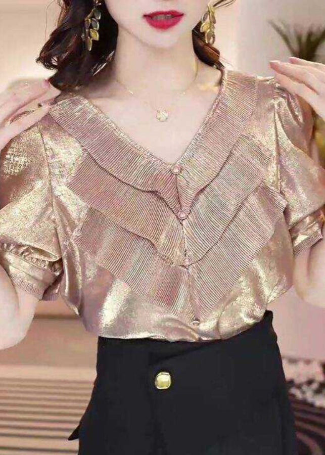 A Vintage Style Shirt with Delicate Timeless Details