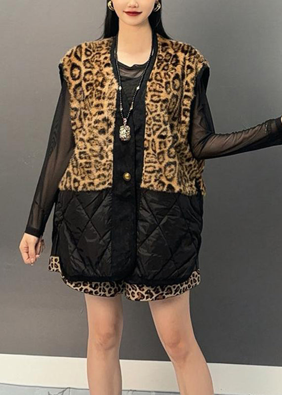 Elegantly Styled Coat for Everyday Wear