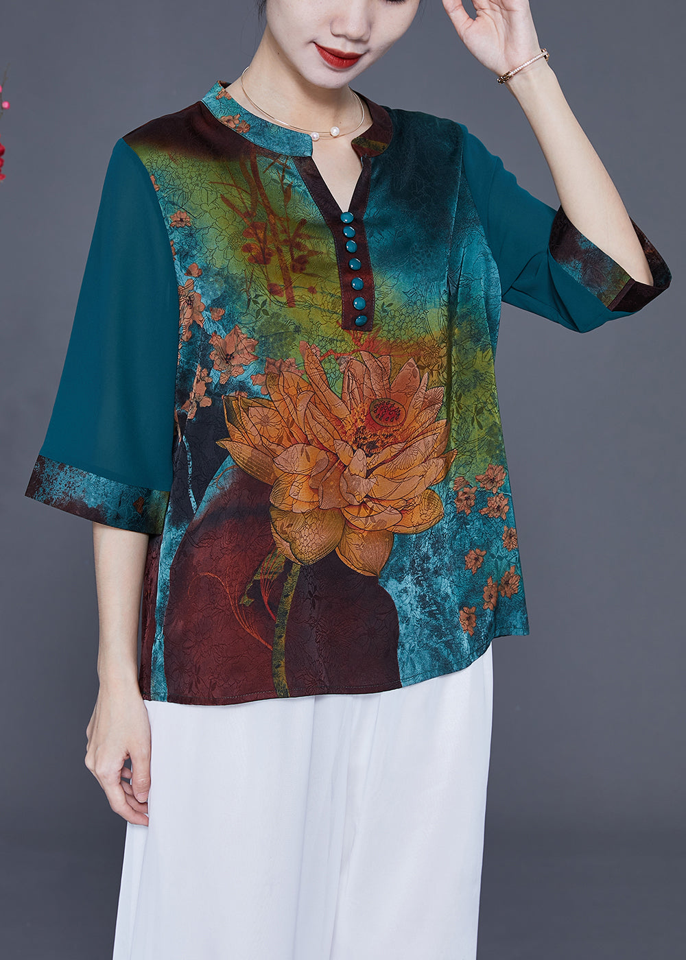 Elegantly Styled Shirt for Everyday Wear