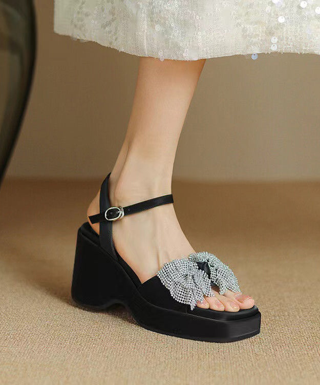 Graceful Orthopedic Sandals for Modern Look