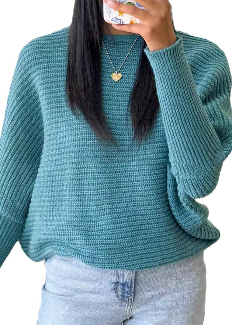 Effortlessly Elegant Sweater with a Timeless Design