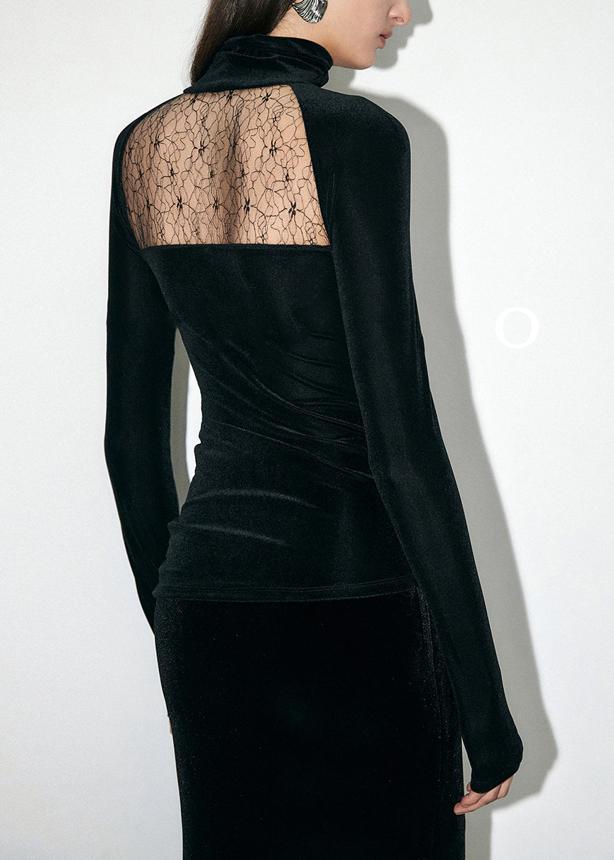 Effortlessly Elegant Top with a Timeless Design