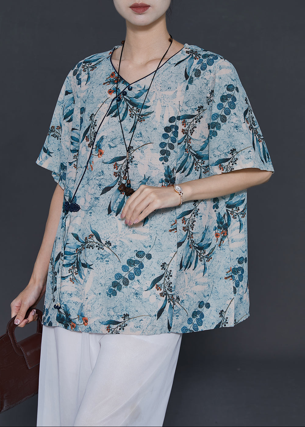 Classic Vintage & Enduringly Stylish Top