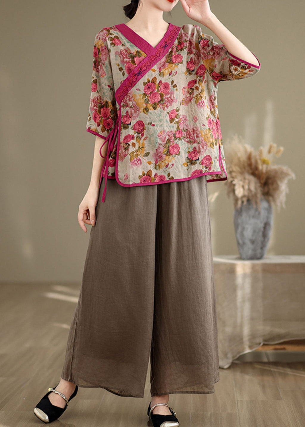 Beautifully Finished Top in a Timeless Design