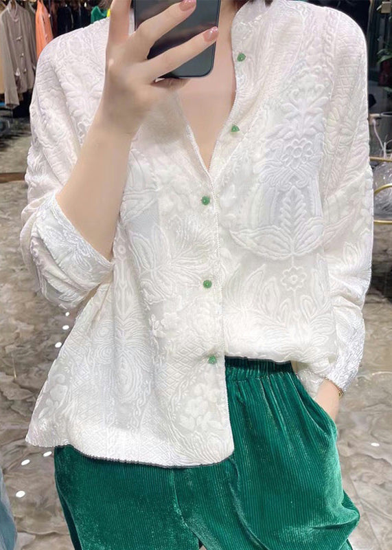 Elegantly Styled Coat for Everyday Wear