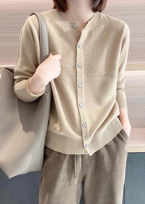 A Vintage Style Coat with Delicate Timeless Details