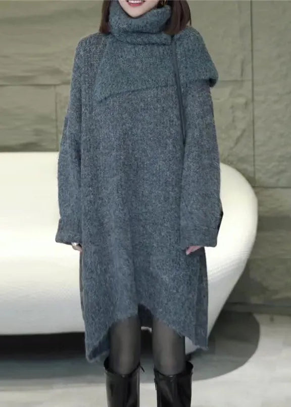 Classic Vintage Sweater with a Flattering Fit