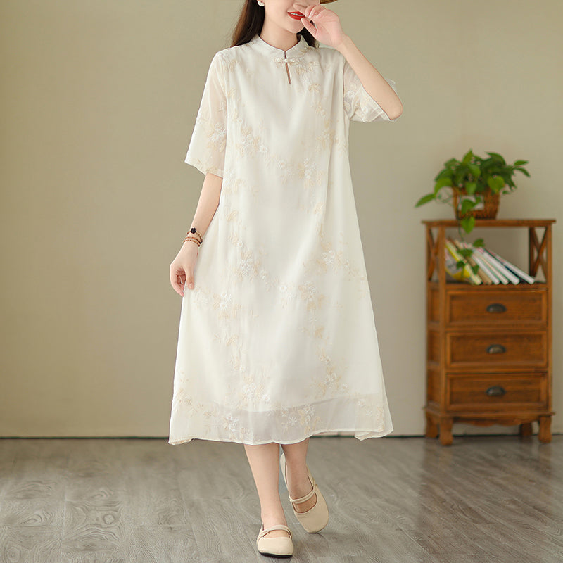 Classic Vintage & Enduringly Stylish Dress