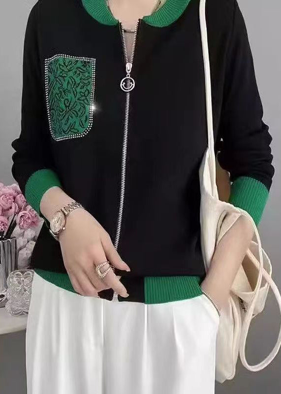 Beautifully Finished Coat in a Timeless Design