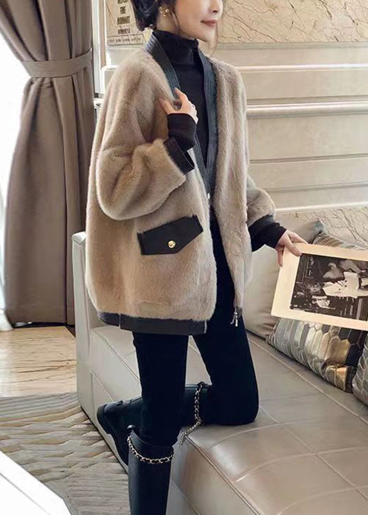 Classic Vintage Coat with a Flattering Fit