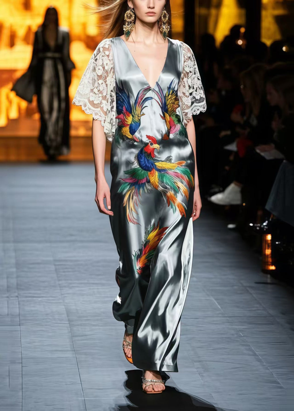 Beautifully Finished Dress in a Timeless Design