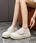 Chic Orthopedic Flats with Unique Design