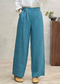 Well Tailored Pants with a Graceful Silhouette