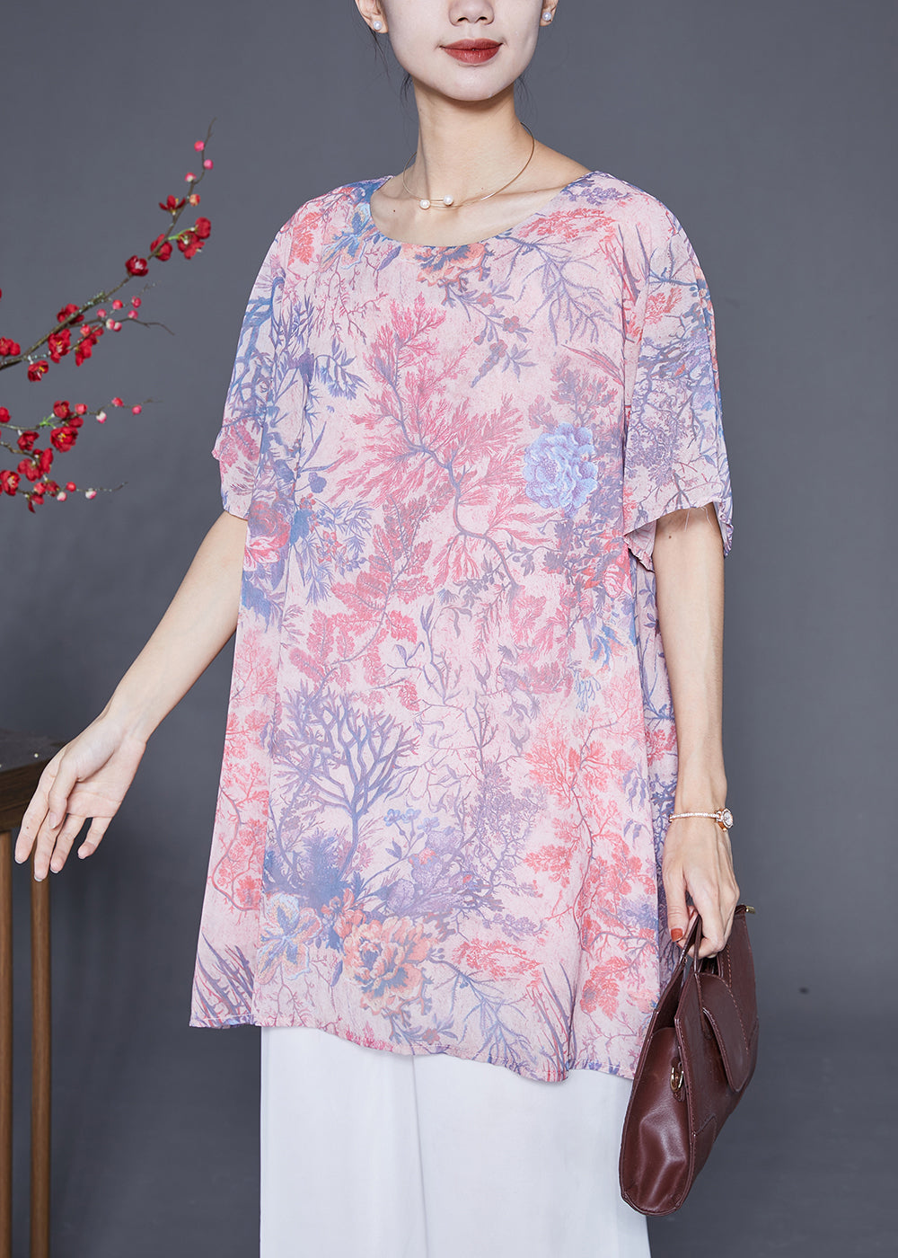 Gracefully Styled Blouse for Any Occasion