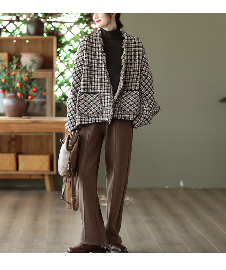 Elegantly Styled Coat for Everyday Wear