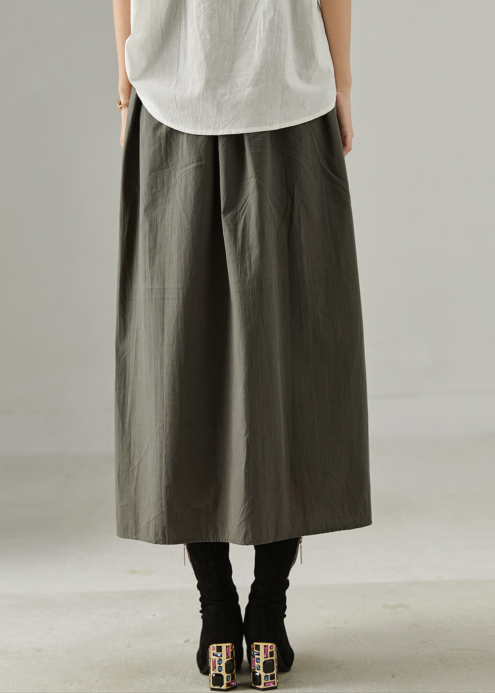 Sophisticated Garment with a Clean Classic Look