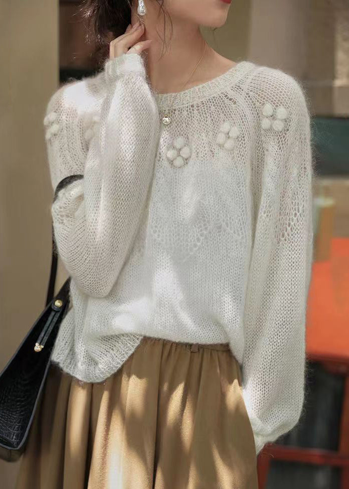 Classic Vintage Sweater with a Flattering Fit
