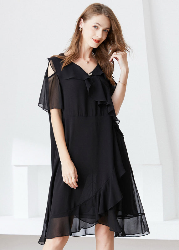 Beautifully Finished Dress in a Timeless Design