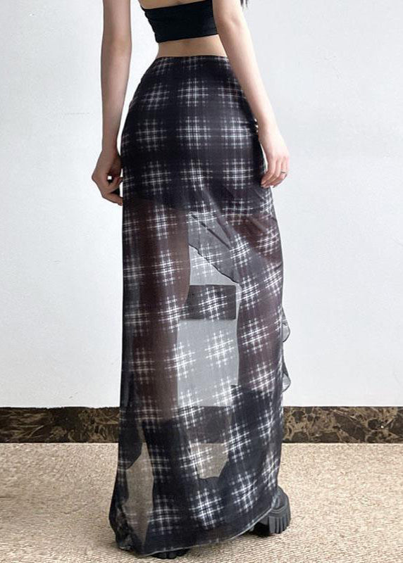 Well Tailored Garment with a Graceful Silhouette