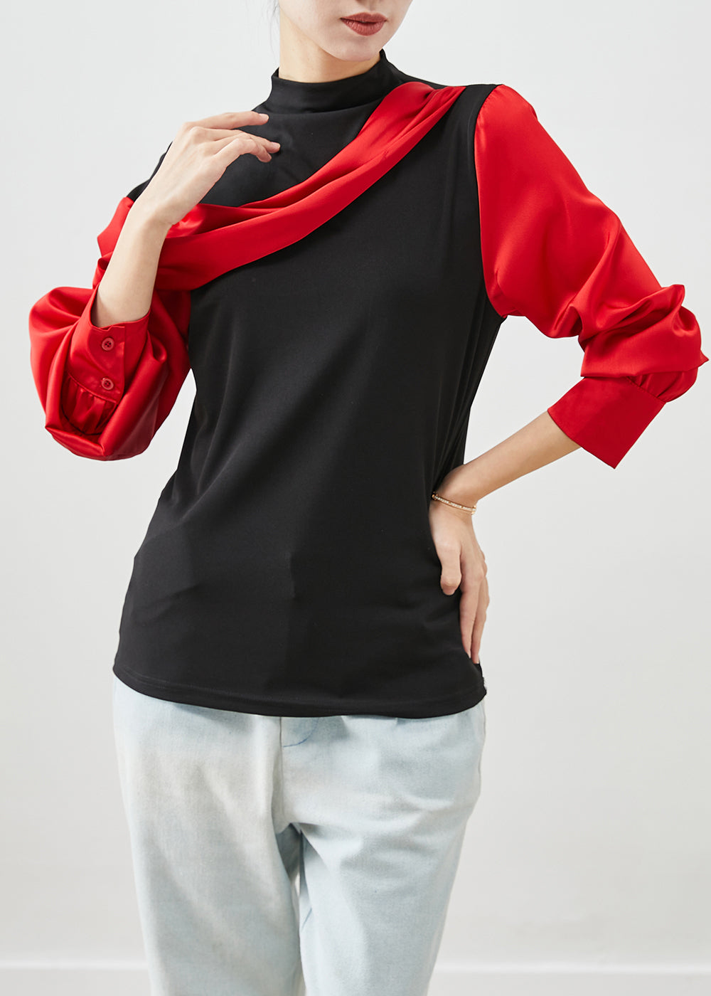 Effortlessly Elegant Shirt with a Timeless Design