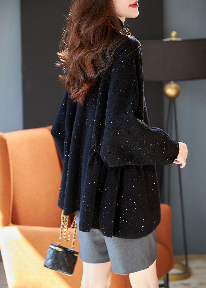 Elegantly Styled Coat for Everyday Wear