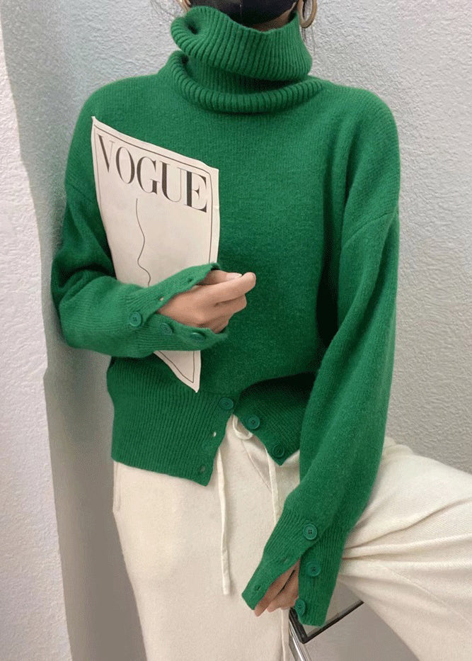 Well Tailored Sweater with a Graceful Silhouette