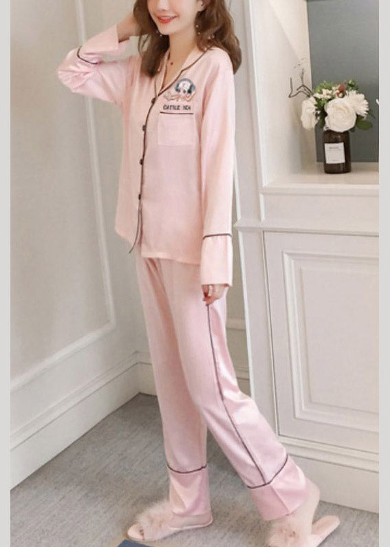 Finely Styled Garment with a Classic Vintage Look