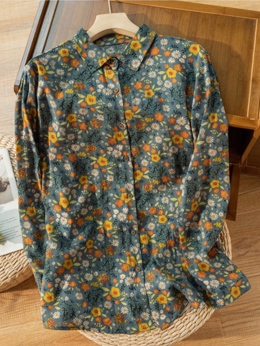 Classic Vintage & Enduringly Stylish Blouse