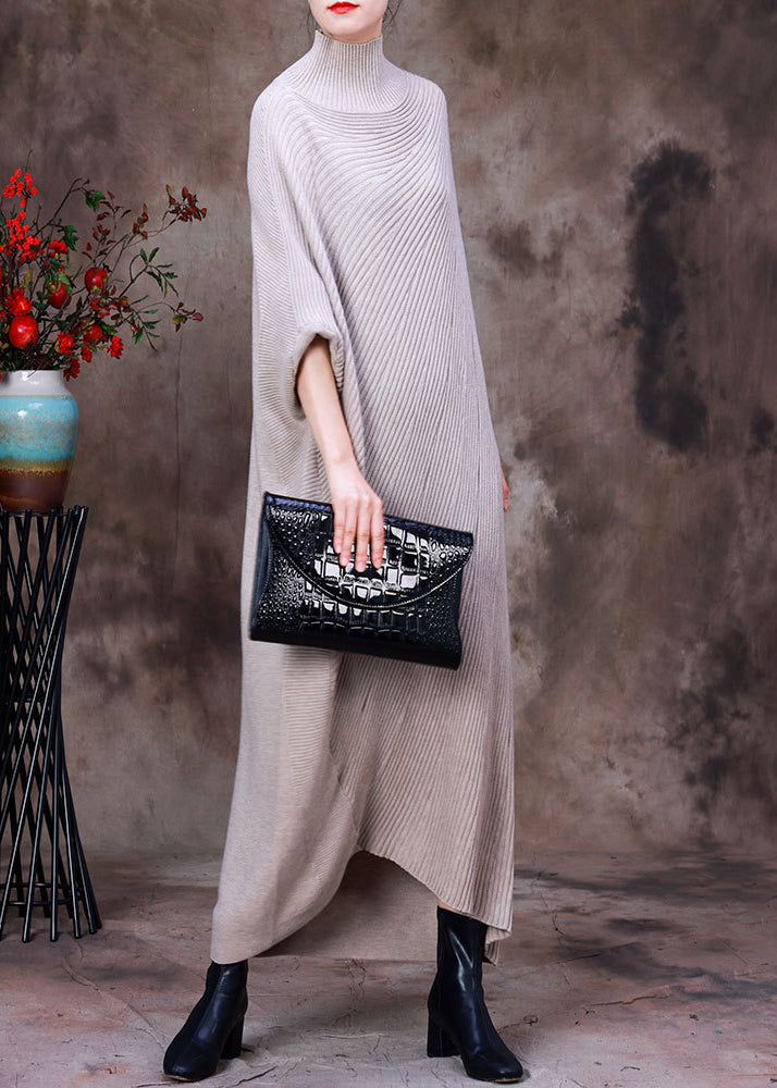 Effortlessly Elegant Sweater with a Timeless Design