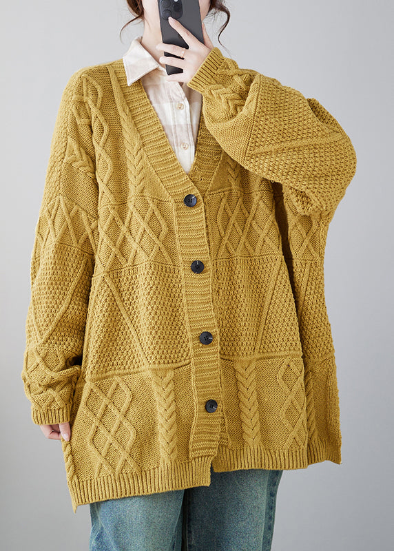 Elegantly Styled Cardigan for Everyday Wear