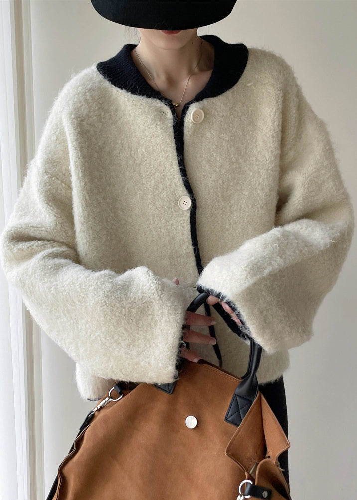 Polished Coat with an Effortless Classic Look